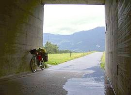 Die Schweiz im Regen bis
Switzerland in the rain bis