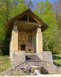 St-Maurus-Kapelle bei Beuron

St. Maurus chapel near Beuron
(eclectical art 'Beuron School'
of 19. century)