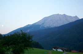 Watzmann-Westwand von Ramsau-Taubensee
west face of Mount Watzmann seen from Ramsau