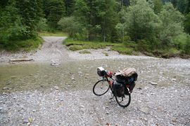 Eschenlaine
Weg zum Walchensee
Eschenlaine creek
path to Lake Walchensee