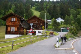 Triesenberg 
Strasse Malbun