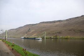 Mosel
bei/near Bernkastel