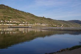 Rhein
bei/near Bacharach
Lorchhausen