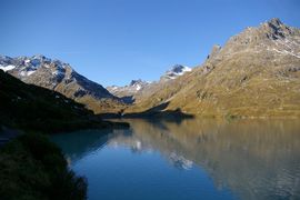 Silvrettastausee / Lake Silvretta 
Schattenspitze - Egghorn
Klostertal: Sonntagsspitze - Verhupfspitze 
Lobkamm / Lob Ridge