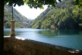 Gola del Sagittario
Lago e Eremo San Domenico