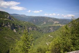 Valle Venaquero
bei/near Fano Adriano