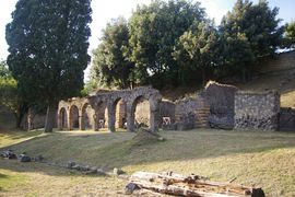 Tabernae e collonato