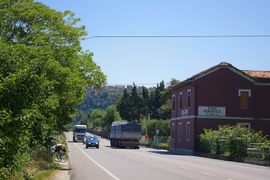 Marche - strada statale Adriatica - bei/near Porto San Giorgio
casa cantoniera