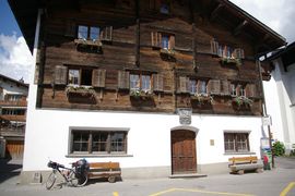 Klosters
Haus/House Jeuch