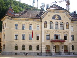 Liechtenstein
Vaduz
Alter Landtag / Regierung
Old Parliament / (recent) Government