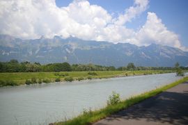 St. Galler Rheintal - Alpstein
Alps Rhine Valley (St. Gallen, Switzerland) - River Rhine
bei/near Bendern (Liechtenstein)