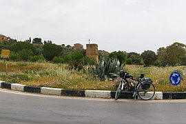 Agrigento
Valle dei Templi - Tomba di Terone