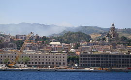 Messina - Hafenufer / Port waterside
Sacrario di Cristo Re
Santuario della Madonna di Montalto