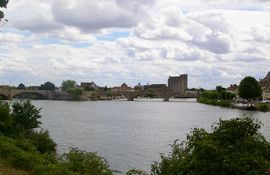 Montereau-Fault-Yonne
la Seine - la Yonne (centre) - embouchure