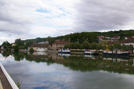 Canal de Bourgogne
Montbard