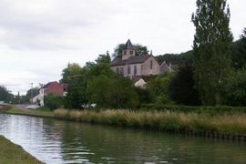 Canal de Bourgogne
Nogent-le-Petit
