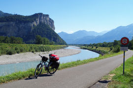 Rheintal bei Sargans SG

Alps Rhine Bank near Sargans, St. Gallen CH