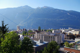 Chur - Calanda 

/ Chur, Grisons - Mount and beer Calanda