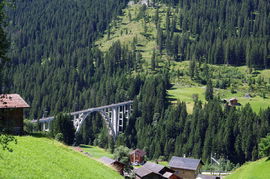 Schanfigg
Arosa-Bahn - Langwieser Viadukt
Langwies