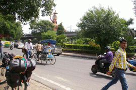 Jhandewalan
Hanuman Chowk
7 MB load