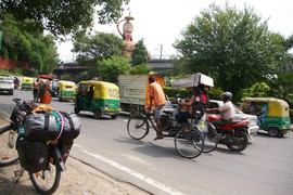 Jhandewalan
Hanuman Chowk
