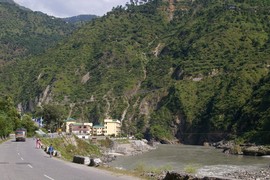 Beas Valley
Thalaut - Beas River
National Highway 21