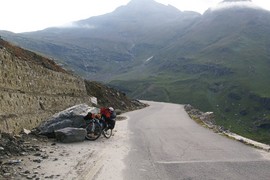 Rohtang La top
Marhi Loops