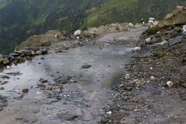 Rohtang La 
Marhi Loops