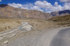 near Sarchu
Yunan River