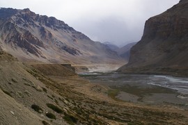 Lingti
confluence of Yunan and Tsarap rivers
bordercrossing Ladakh (Jammu and Kashmir)
Verwaltungsgrenze zu Ladakh