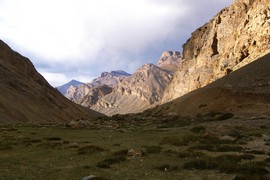 Lingti
near Gata Loops