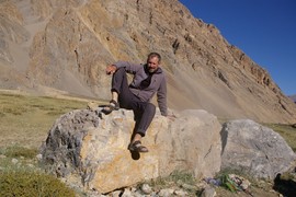 Lingti
near Gata Loops