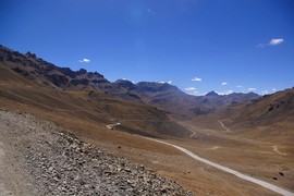 Lachulung La 
Nakee La