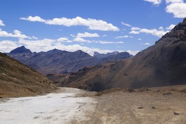 Lachulung La top
Nakee La