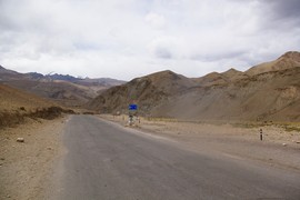 near Rumtse
Kang Yatse Range