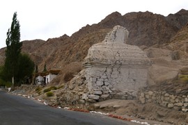 Indus Valley
near Karu