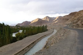 Indus Valley
near Karu