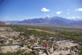 Indus Valley
Thiksey
Zanskar  Range
Matho Kangri