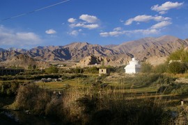 near Choklamsar
Ladakh Range