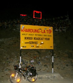 Khardung La top
5.360 m