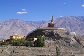Jampa Buddha
Photong
