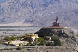 Jampa Buddha
Photong