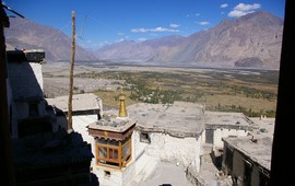 Diskit
Nubra (Shyok) Valley downstream / flussab
Saltoro range / Karakoram
