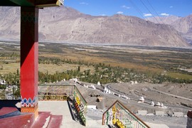 Nubra Valley - Diskit
Shyok River 
Saltoro Range / Karakoram