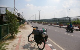 Delhi - Yamuna Bridge
Vikas Marg
