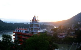 Rishikesh
Laxman Jhula - Tapovan
Ganga River
Swarg Niwas Mandir