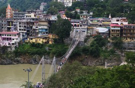 Rishikesh
Laxman Jhula bridge - Tapovan
Ganga River