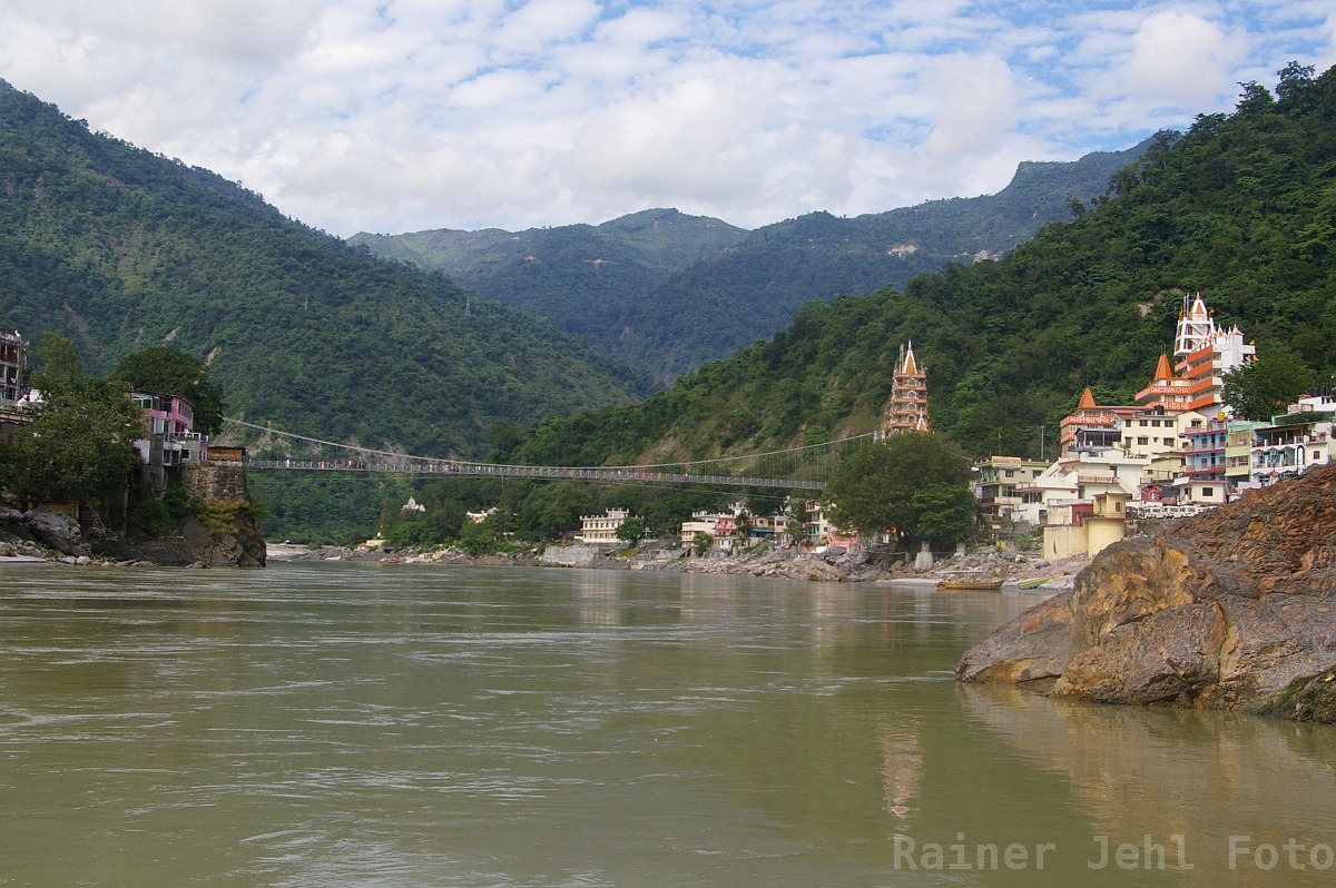 Rishikesh
Laxman Jhula
Ganga River
Trayambakeshwar Mandir - Swarg Niwas Mandir