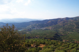 Orosira Dikti
bei/near Martha
Karavados