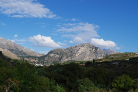 bei/near Koxare